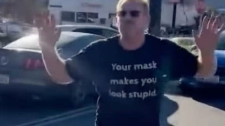 Hombre en EU escupe a niños por usar cubrebocas; autoridades investigan el caso