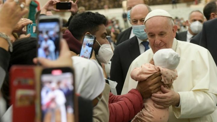 Papa Francisco critica a quienes tienen mascotas en vez de hijos