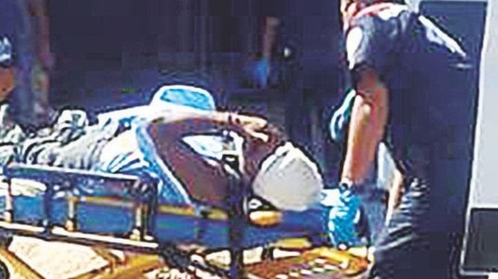 Albañil cae de dos metros y medio en la colonia Benito Juárez