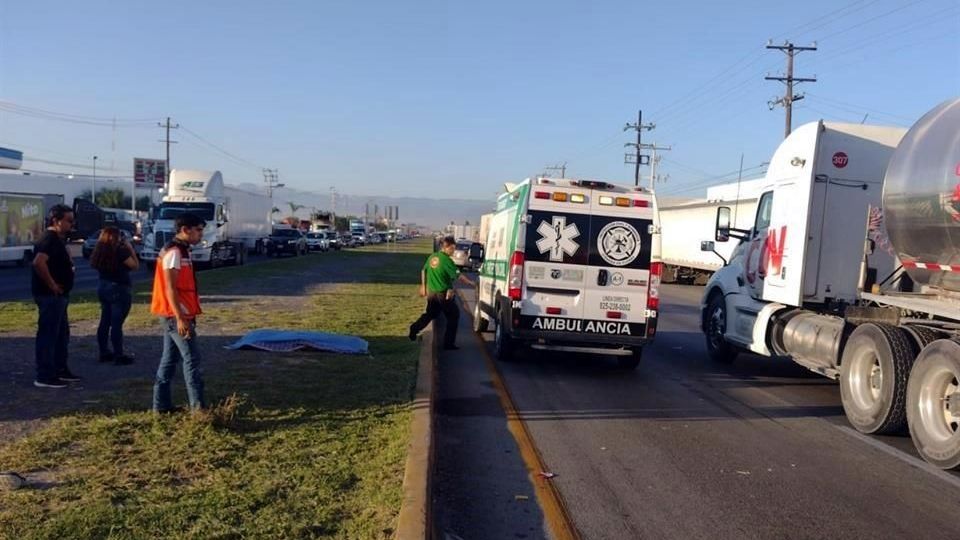 Muere al ser arrollado en la carretera a Laredo, en el municipio de Apodaca