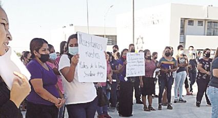 Protestan familias en Villas de San Miguel; faltan maestros a Secundaria 95