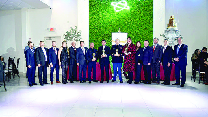 Destacan labor sobresaliente de agentes aduanales