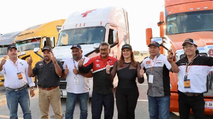 Lola "La Trailera"  anda en Nuevo Laredo; ¿a qué vino Rosa Gloria Chagoyán?