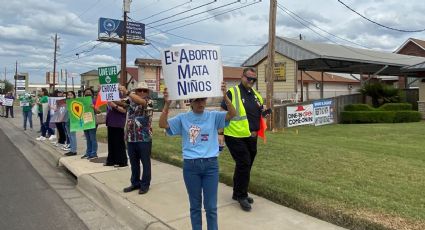 Comunidad de católicos de Laredo marchan en contra del aborto