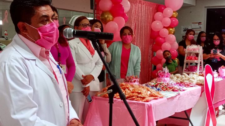 Pintaron a Nuevo Laredo de rosa en Día mundial contra el cáncer de mama