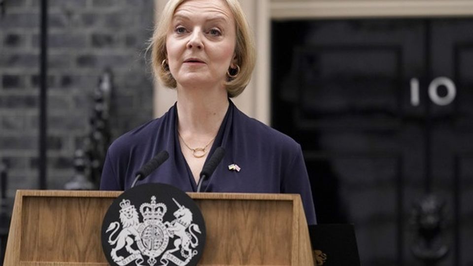 Liz Truss renunció a su puesto; tenía menos de dos meses de asumirlo