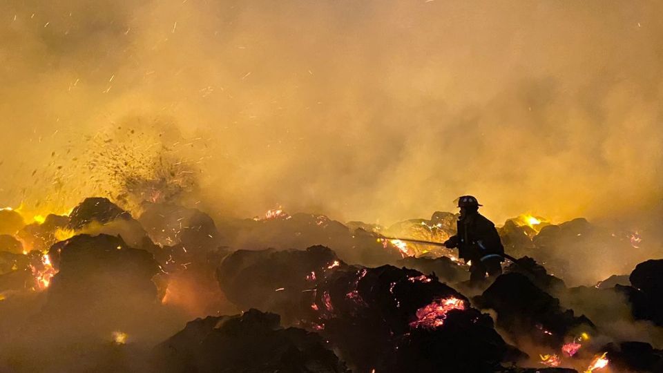 El Cuerpo de Bomberos de Nuevo Laredo respondió con rapidez a la emergencia