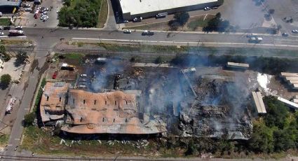 A 12 horas, el Incendio de la recicladora Evergreen sigue activo | VIDEO