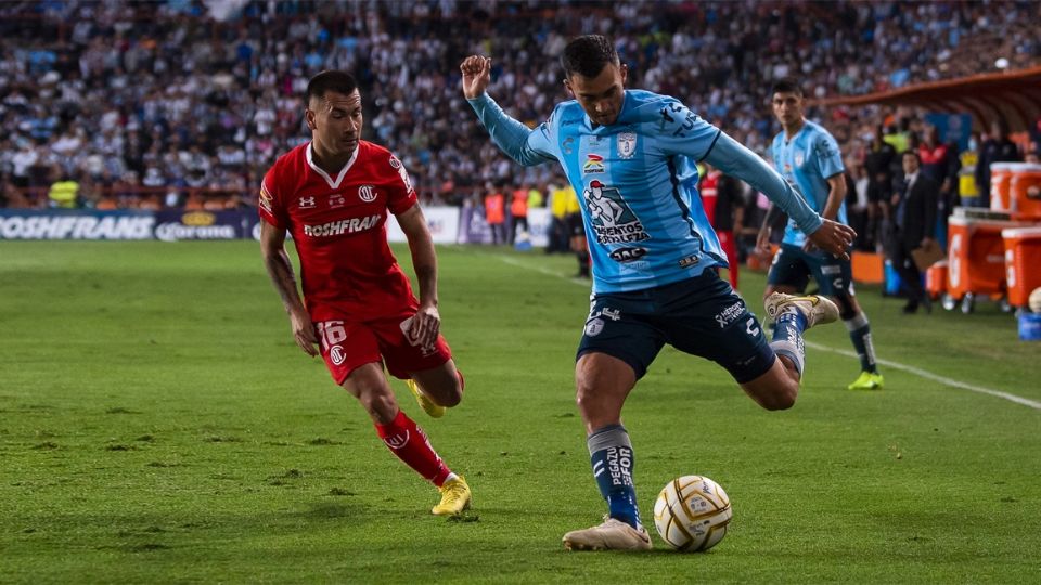 Barre al Toluca y se corona en su cancha