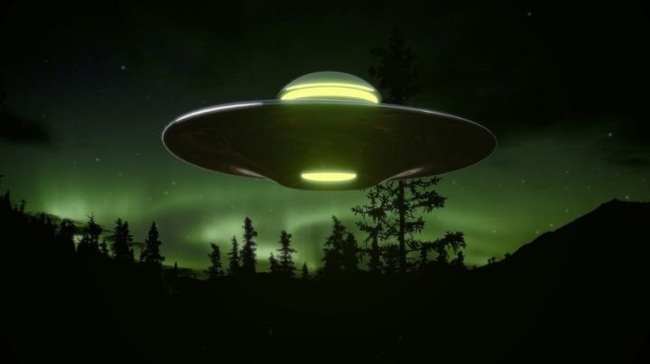 Captan supuestos ovnis en Tamaulipas, León y CDMX | VIDEOS