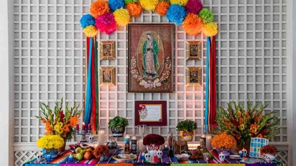 Los altares de muertos en México son parte de una gran tradición