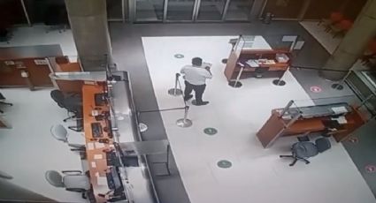 Guardia de seguridad tiene aterradora "conversación" con un fantasma en un hospital | VIDEO