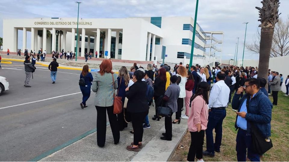 Desalojan el Congreso de Tamaulipas