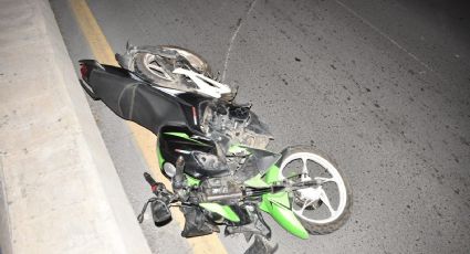 Motociclista sale volando tras choque con automóvil en avenida Reforma | FOTOS