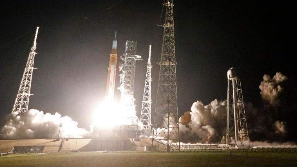 Con el despegue del cohete SLS, la humanidad da un paso más adelante en la conquista del Espacio