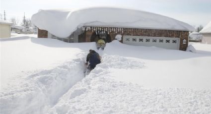 Poderosa tormenta de nieve en Nueva York deja tres muertos