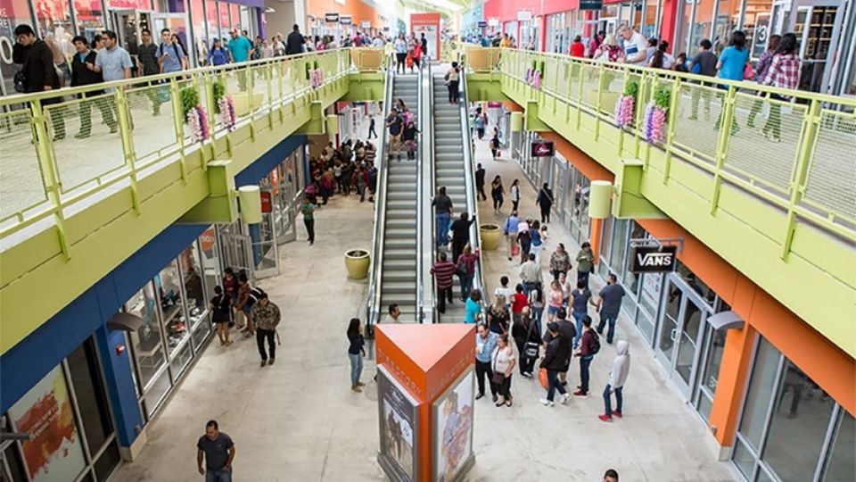 The Outlet Shoppes, es uno de los centros comerciales que recomiendan.