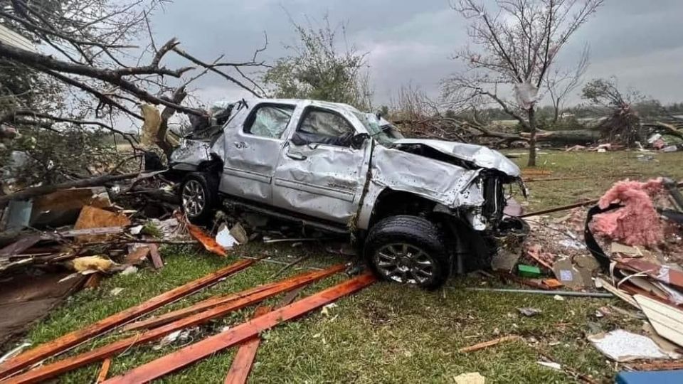 Tornados dejan lesionados y daños en Texas