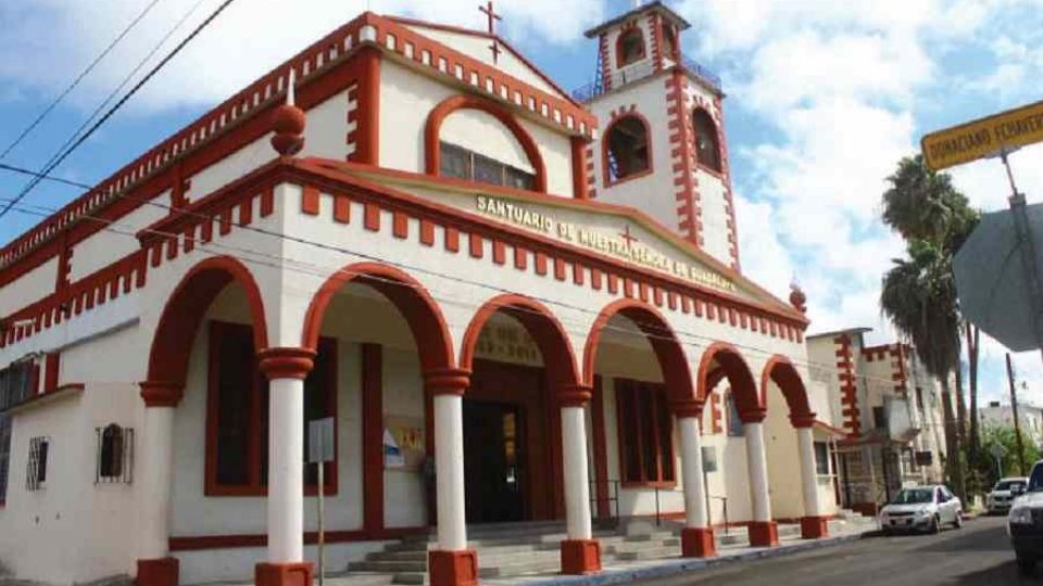 La Parroquia y Santuario de Guadalupe en la colonia Hidalgo se prepara para recibir cientos de visitantes.