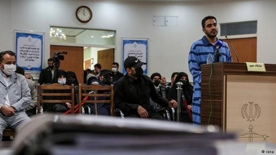 La semana pasada otro manifestante fue ejecutado, defendiendo la libertad de las mujeres para vestirse como ellas lo deseen