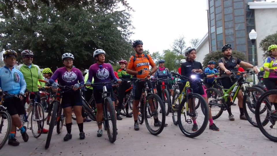 Ciclistas de los Dos Laredos realizaron su tradicional peregrinación hasta Anáhuac, Nuevo León