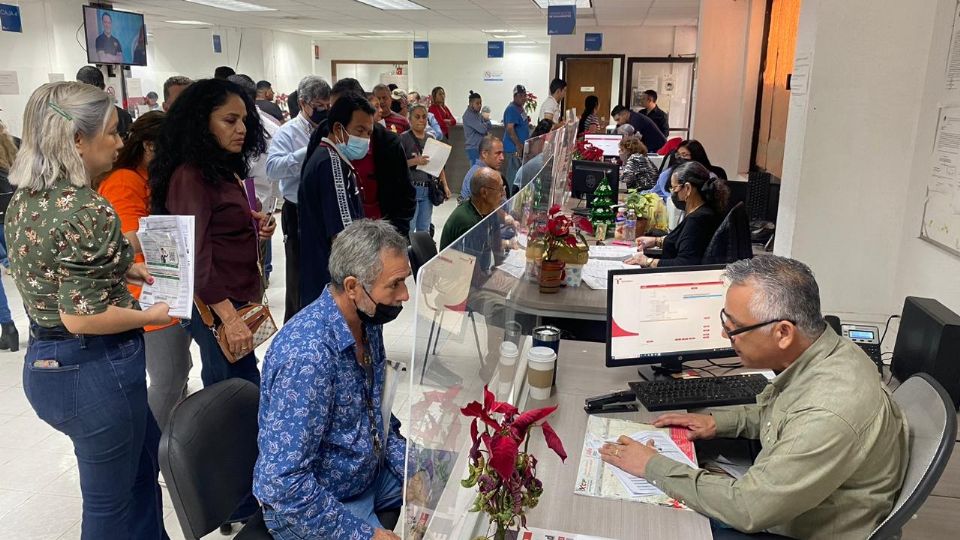 Los ciudadanos han acudido por su licencia de manejo.