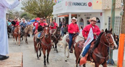 Cabalgantes Guadalupanos- Generales de Nuevo Laredo cabalgan a Ciudad Anáhuac