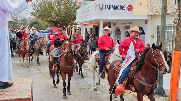 Cabalgantes Guadalupanos- Generales de Nuevo Laredo cabalgan a Ciudad Anáhuac