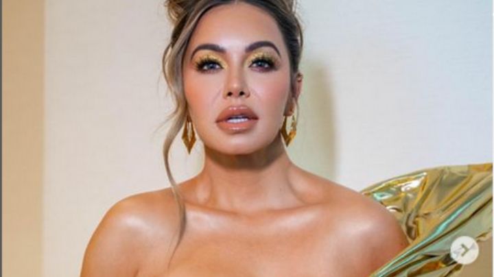 Chiquis Rivera baila en tanga frente al espejo; impacta con su figura | VIDEO