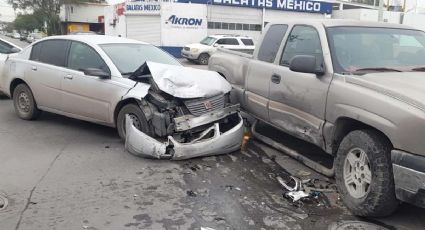 Nuevo Laredo: mujer termina lastimada tras choque en López de Lara