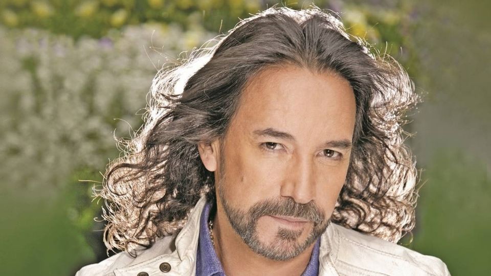 Marco Antonio Solís se caracteriza, entre otras cosas por su melena