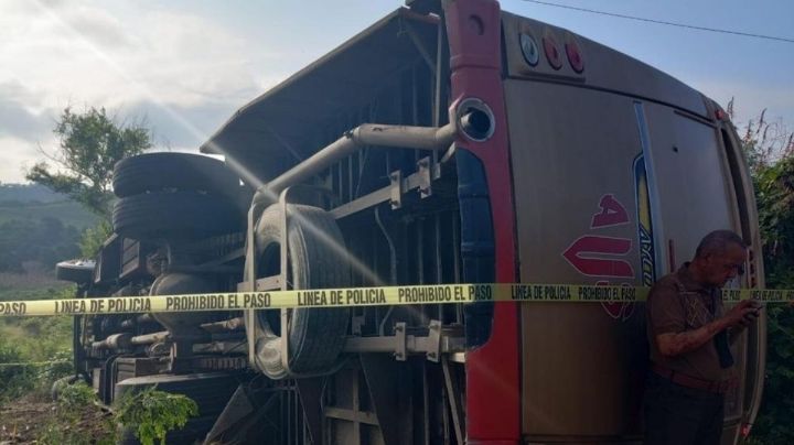 El exceso de velocidad causa fatal accidente en Veracruz: dos muertos y más de 30 heridos