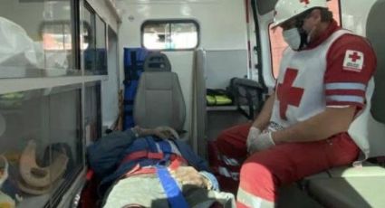 Cae abuelito en un arroyo y pasa tres días con hambre y frío; se fractura cadera y una pierna