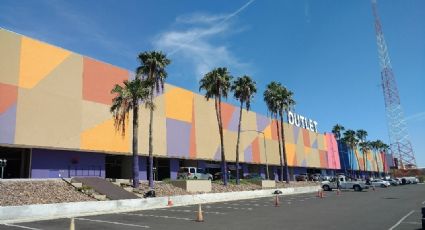 Instalan centro móvil para permisos turísticos I-94 en los Outlet