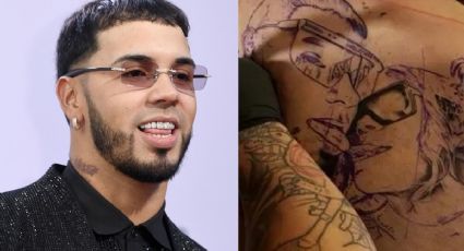 Anuel AA llora frente a su novia al quitarse tatuaje de Karol G