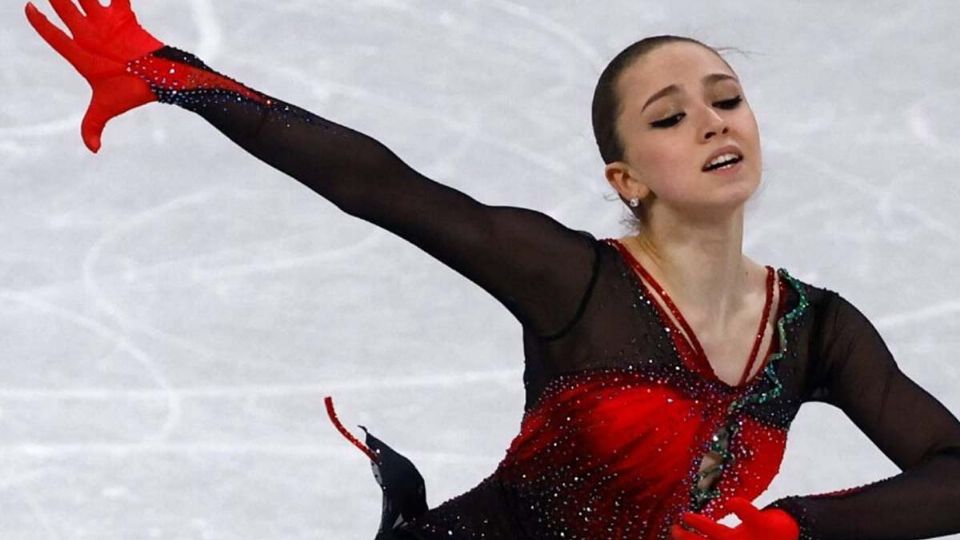 La joven patinadora rusa se encuentra pasando por un difícil momento luego de que confirmaron que dio positivo a dopaje