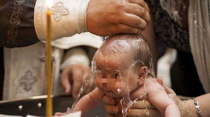 Sacerdote bautizó mal por 20 años y son anulados en Estados Unidos