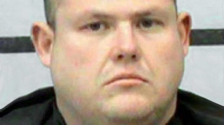 Hombre mata a una mujer porque una canción le ordenó que lo hiciera