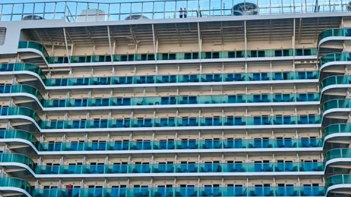 Mujer salta desde lo alto de un crucero y desaparece en el mar