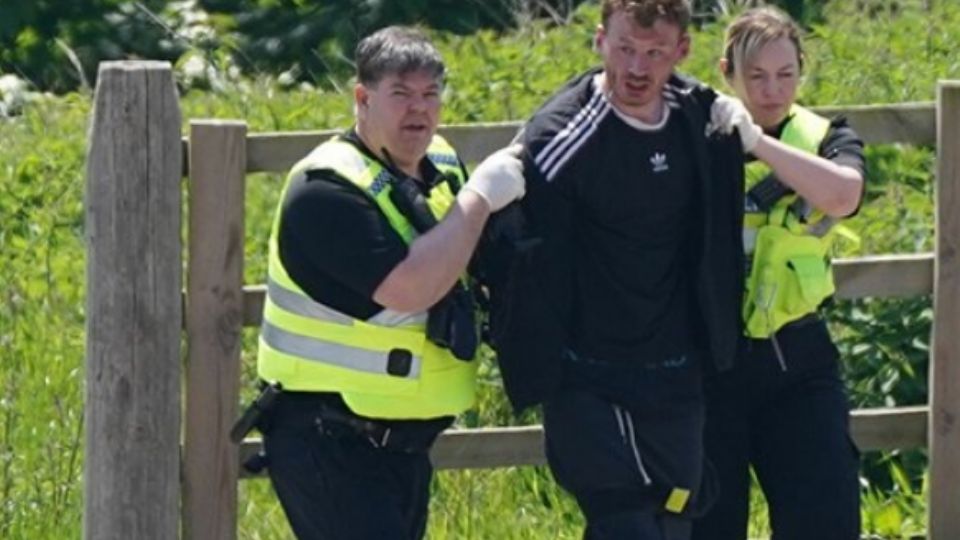 El niño tenía autismo y el asesino pensó que era contagioso.