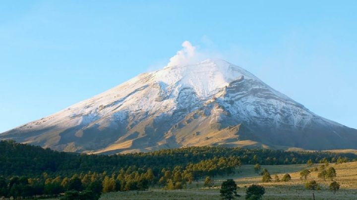 CENAPRED: Volcán Popocatépetl registra 35 exhalaciones y siete horas de tremor