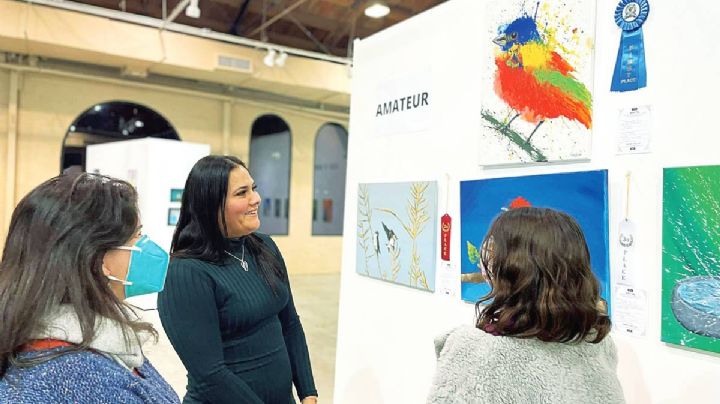 Realiza Centro de las Artes de Laredo exposición 'Birds of the Brush'