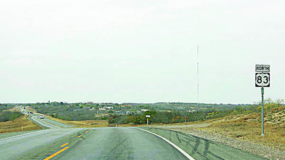 Este miércoles, será cerrado uno de los carriles de la Carretera 83 Norte