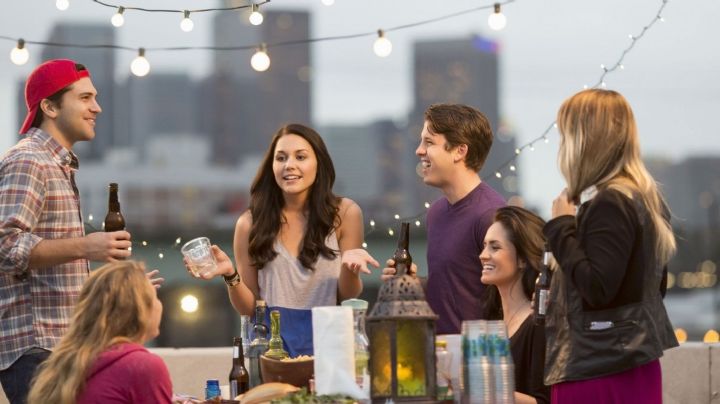 ¿Buscas temas de conversación? Prueba con estas noticias de todo el mundo y destaca en tu grupo