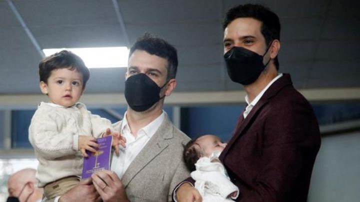 ¡De fiesta! Chile celebra su primer matrimonio gay