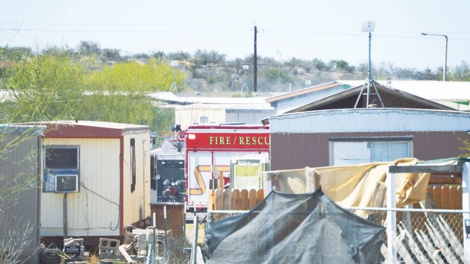 Los Altos se ubica aproximadamente 4 millas al este del bulevar Bob Bullock, sobre la carretera estatal citada, el lugar del fuego