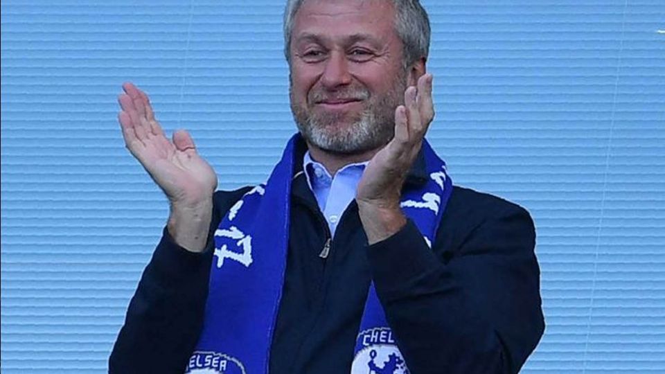 El magnate ruso Roman Abramovich ha puesto al Club Chelsea a la venta