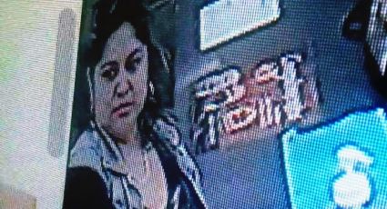 FOTOS: ¡Atrapada! Mujer roba celular en el Pollo Loco; cámara la capta