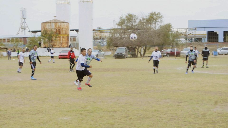 El equipo de Lobos Negros no conoce la derrota y se mantiene en la cima del Grupo 2