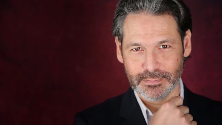 Rogelio Ramos, actor originario de Laredo se une al elenco de la serie Dynasty